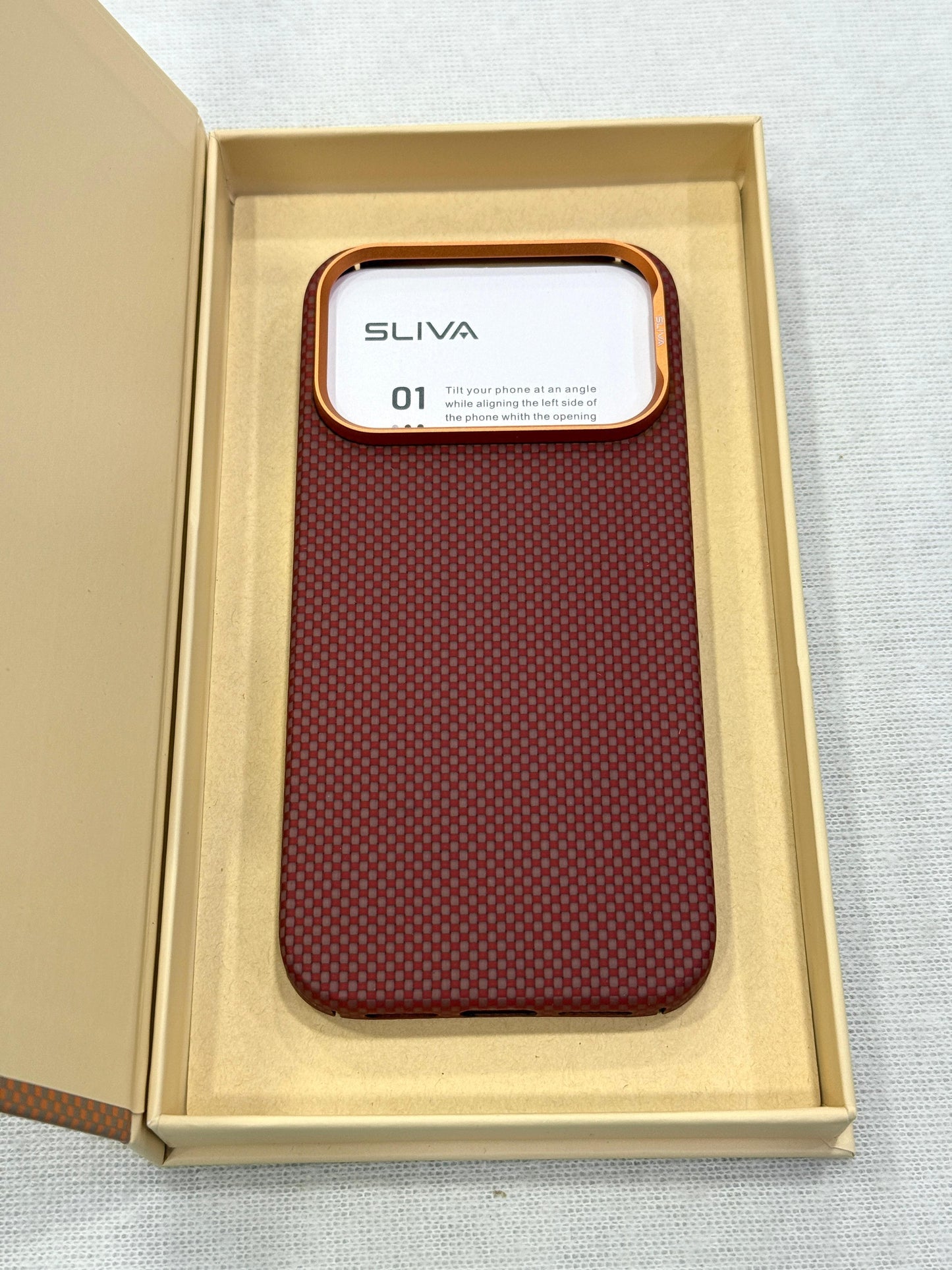 Premium Kevlar Carbon Fiber MagSafe Case for iPhone 17 Pro / Pro Max